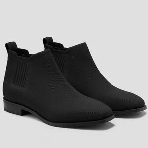 Vivaia Black Ankle Boots for Women - Never worn!